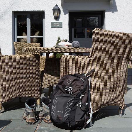 Hotel Mason'S Arms à Bowland Bridge Extérieur photo