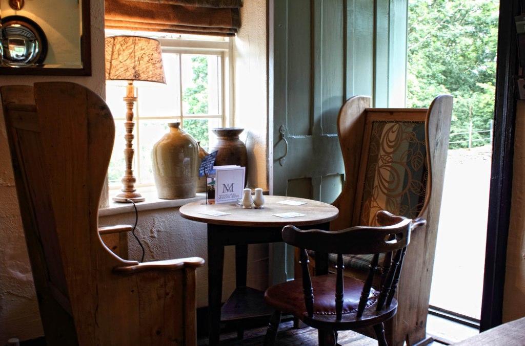 Hotel Mason'S Arms à Bowland Bridge Extérieur photo