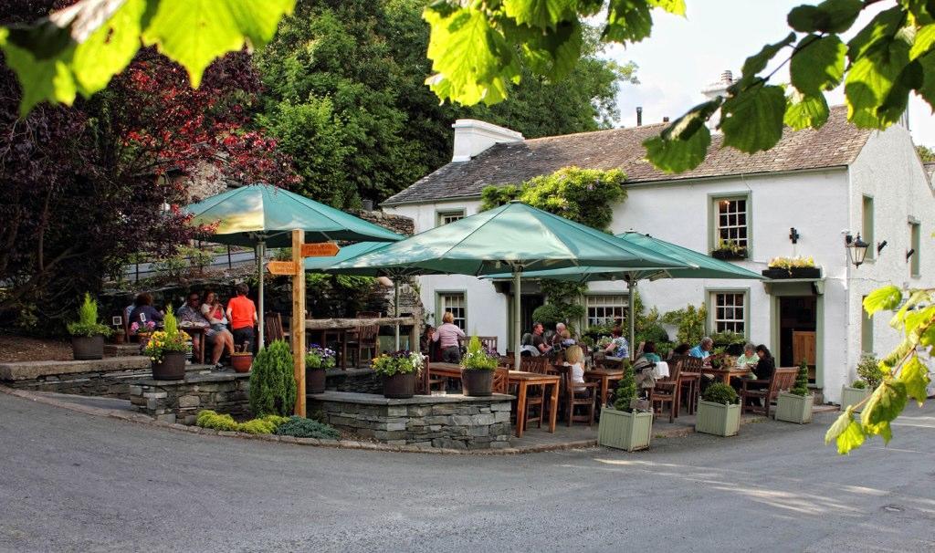 Hotel Mason'S Arms à Bowland Bridge Extérieur photo